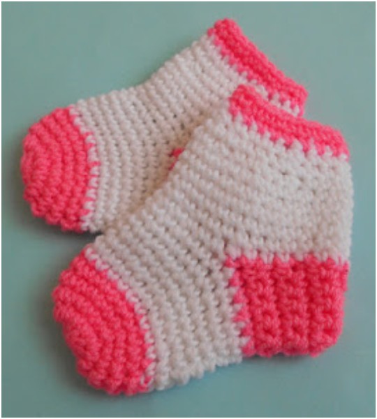 Crochet Easy Baby Socks