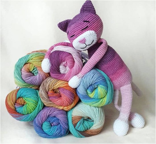 Crochet Large Ami Cat