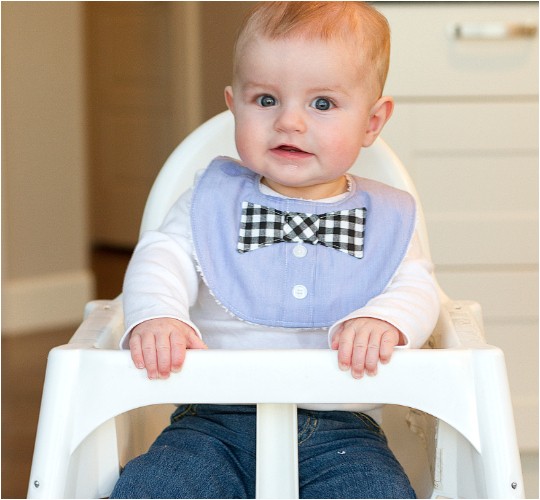 DIY Bow Tie Drool Bibs For Babies