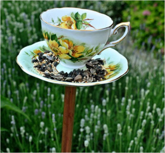 DIY Homemade Bird Feeder From Vintage Teacups