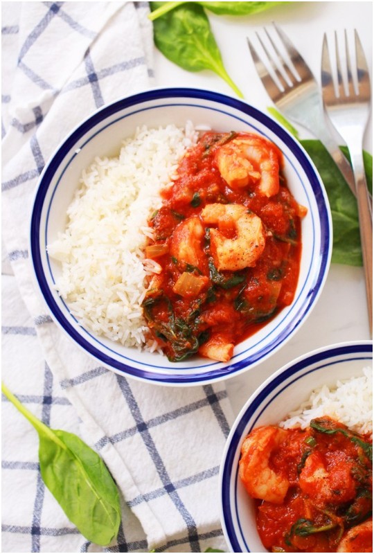 20-Minute Shrimp And Spinach Curry