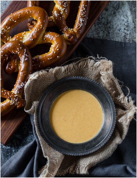 Melty Beer Cheese Dip
