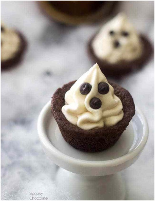 Chocolate Peanut Butter Cookie Ghost Cups