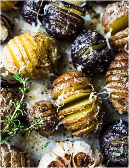 Mini Hasselback Potatoes With Roasted Garlic